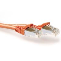 ACT Oranje 0,50 meter SFTP CAT6A patchkabel snagless met RJ45 connectoren - thumbnail