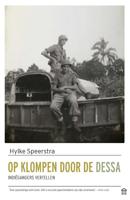 Op klompen door de dessa (Paperback)