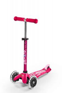 Micro Mobility Mini Micro Deluxe LED Kinderen Step met drie wielen Roze