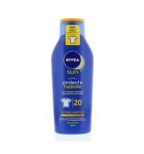 Sun protect & hydrate zonnemelk SPF20