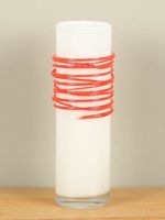 Glazen vaas spiraal wit/rood 29 cm