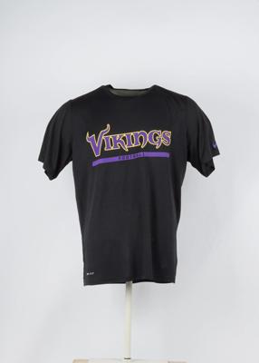 T-Shirt in Black size L