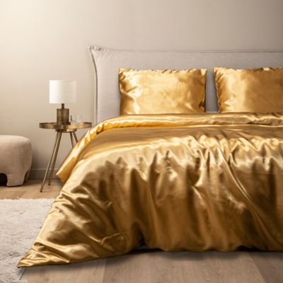 Dekbedovertrek Silk Satin Goud 140x220 Effen 140x200 Cm Fresh And Co - Dekbed-Discounter.nl
