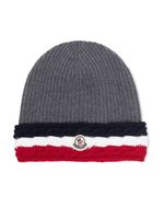 Moncler Enfant bonnet en laine vierge à patch logo - Gris