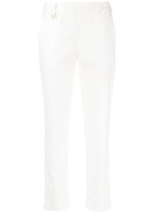 Lorena Antoniazzi pantalon court à breloque logo - Blanc