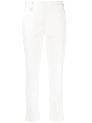 Lorena Antoniazzi pantalon court à breloque logo - Blanc