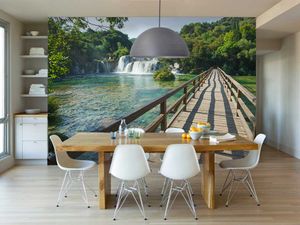 Vlies fotobehang Loopbrug naar watervallen