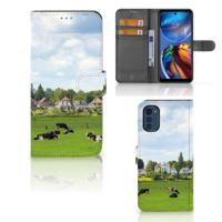 Motorola Moto E32 | Moto E32s | Telefoonhoesje | Met pasjeshouder | Koeien