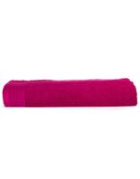 The One Towelling TH1000 Classic Beach Towel - Magenta - 100 x 180 cm