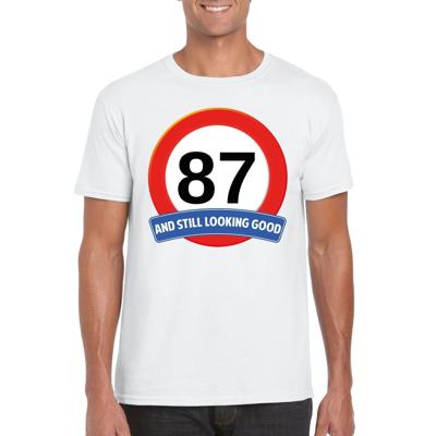 87 jaar and still looking good - t-shirt verkeersbord print - wit - heren - verjaardag