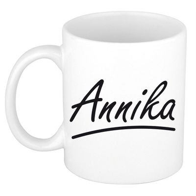 Naam cadeau mok / beker Annika met sierlijke letters 300 ml
