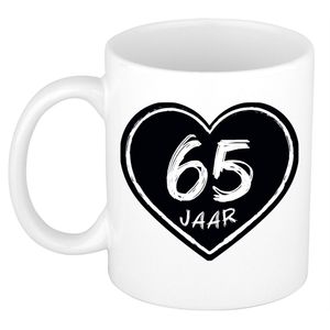 Cadeau mok/beker - 65 jaar - verjaardag - keramiek - 300 ml   -