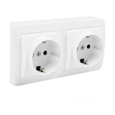 Plug-in basis Solera mur66u Dubbel Bipolair 16 A