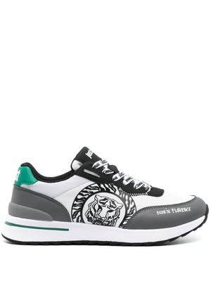 Just Cavalli baskets à motif tigre - Blanc