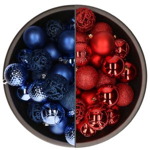 74x stuks kunststof kerstballen mix van rood en kobalt blauw 6 cm