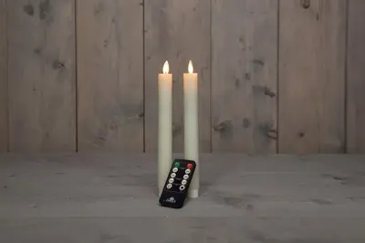 Anna&apos;s Collection LED dinerkaars flame effect rustiek 23 cm ivoor 2 stuks