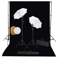 Fotostudioset met lampen, paraplu's, achtergrond en reflector