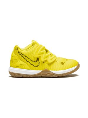 Nike Kids baskets Kyrie 5 SBSP BT - Jaune