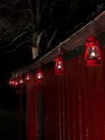 LED feestverlichting met donkergroene lantaarns - thumbnail
