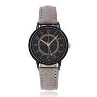 LGT Modern herenhorloge met grijze leren band en zwarte wijzerplaat LGT Modern herenhorloge met grijze leren band en zwarte wijzerplaat