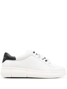 Kate Spade baskets en cuir à pois - Blanc