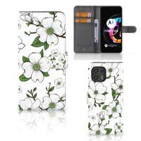 Motorola Edge 20 Lite Hoesje Dogwood Flowers