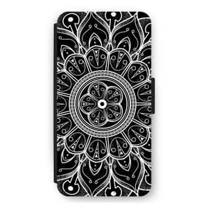 Roses Are Red: iPhone 11 Flip Hoesje