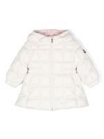 Moncler Enfant veste matelassée à patch logo - Blanc