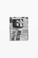 Rechthoekige krantenprint sjaal - BLACK - U