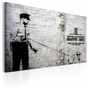 Schilderij - Banksy - Politie agent met hond , zwart wit , wanddecoratie , premium print op canvas