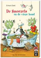 De Smoezels en de vieze hond (Hardback) De Smoezels en de vieze hond (Hardback)