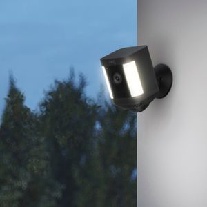 Ring Spotlight Cam Plus Battery Doos IP-beveiligingscamera Buiten 1920 x 1080 Pixels Plafond/muur