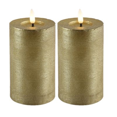 LED kaarsen/stompkaarsen- 2x - goud - D7,5 x H12,5 cm - timer - warm wit LED kaarsen/stompkaarsen- 2x - goud - D7,5 x H12,5 cm - timer - warm wit