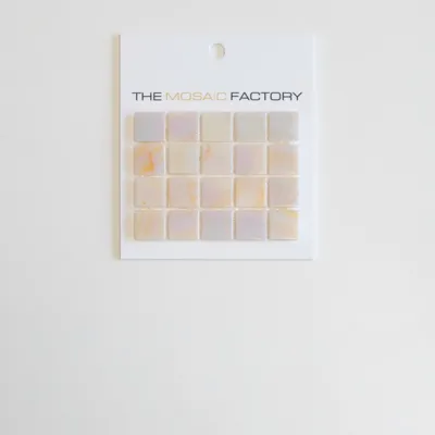 The Mosaic Factory Amsterdam Mozaiek Tegel Vierkant - Licht Roze Glas Parelmoer Serie 322x322 mm