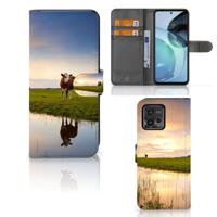 Motorola Moto G72 | Telefoonhoesje | Met pasjeshouder | Koe