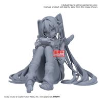 Hatsune Miku Holiday Memories PVC Figure Game 13 cm