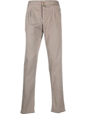 Kiton pantalon chino droit à patch logo - Tons neutres