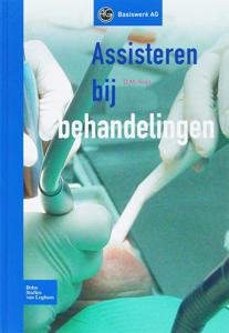 Assisteren bij behandelingen (Hardback)