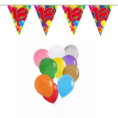 Verjaardag 18 jaar feestartikelen set - 50x ballonnen - 2x leeftijd print vlaggenlijnen Verjaardag 18 jaar feestartikelen set - 50x ballonnen - 2x leeftijd print vlaggenlijnen