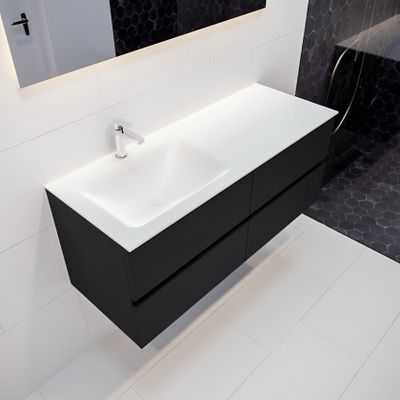 Mondiaz Vica Cloud badmeubel Urban 120 cm 4 lades solid surface enkele spoelbak links 1 kraangat