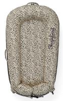 DockAtot Sleepyhead Deluxe+ Painted Spot babynestje met dierenprint - ademend materiaal - 0 tot 8 maanden DockAtot Sleepyhead Deluxe+ Painted Spot babynestje met dierenprint - ademend materiaal - 0 tot 8 maanden