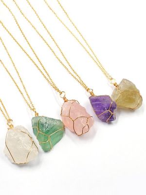 Natural Irregular Shape Crystal Handmade Necklace Natural Irregular Shape Crystal Handmade Necklace