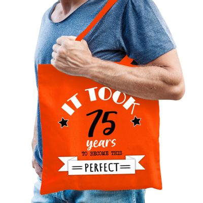 Cadeau tas voor heren - 75 en perfect - oranje - katoen - 42 x 38 cm - vijfenzeventig - shopper Cadeau tas voor heren - 75 en perfect - oranje - katoen - 42 x 38 cm - vijfenzeventig - shopper