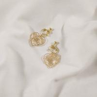 Vrouwen Vintage holle ster hart Tangle line Earring (korte hart oor clip)