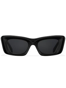 Prada Eyewear lunettes de soleil Symbole à monture papillon - Noir