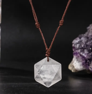 Bergkristal Hanger - Sieraden - Spiritueelboek.nl
