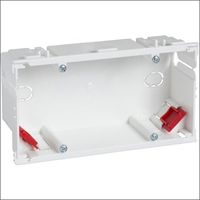 Schneider dubbele inbouwdoos voor kabelgoot 5586155 Schneider dubbele inbouwdoos voor kabelgoot 5586155