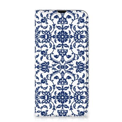iPhone 13 Pro Max Smart Cover Flower Blue