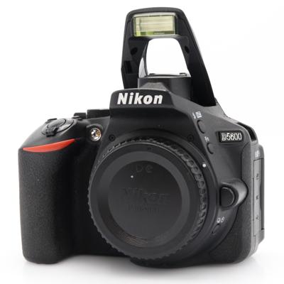 Nikon D5600 body occasion