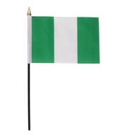 Nigeria - mini vlaggetje van 10 x 15 cm op stokje - Landen vlag - H27 cm